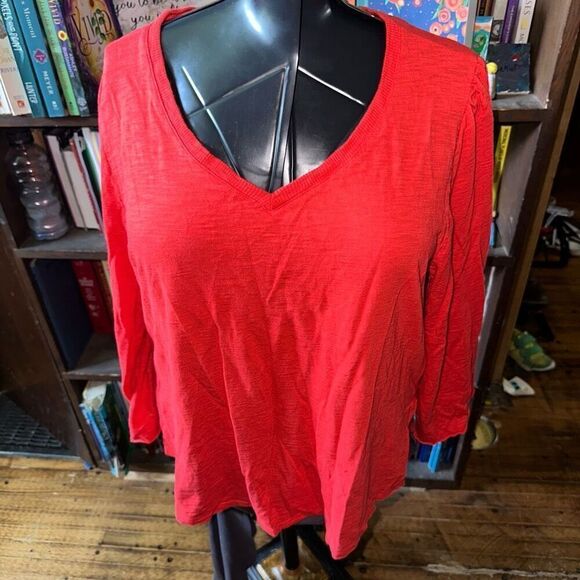 Chico’s red v-neck 3/Xl knit classic blouse - Picture 1 of 3
